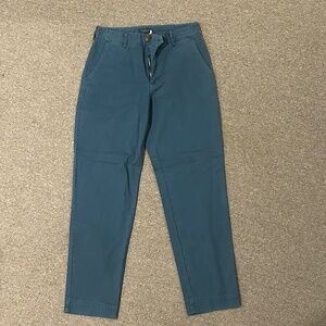 NWT - Classic Vineyard Vines Midrise Women's Chinos - Size 6
